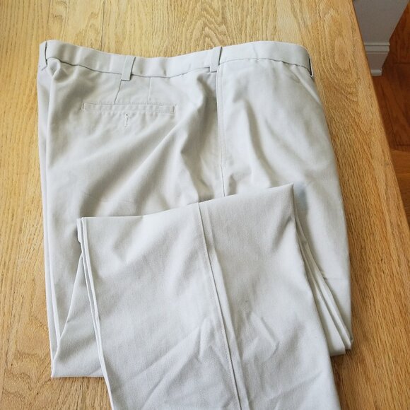 Savane Tailored Comfort Mens Chinos Expandable Waist - Size 42x30 - Picture 1 of 7